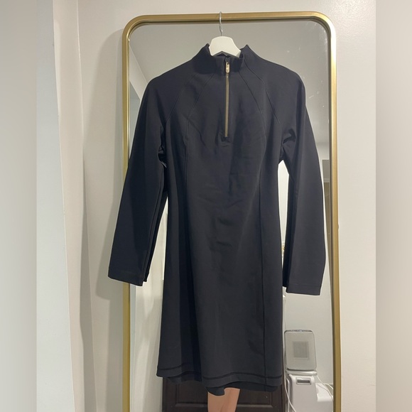 ✨ Gold Zip Define Lululemon Dress
Black size 10 - Picture 4 of 8